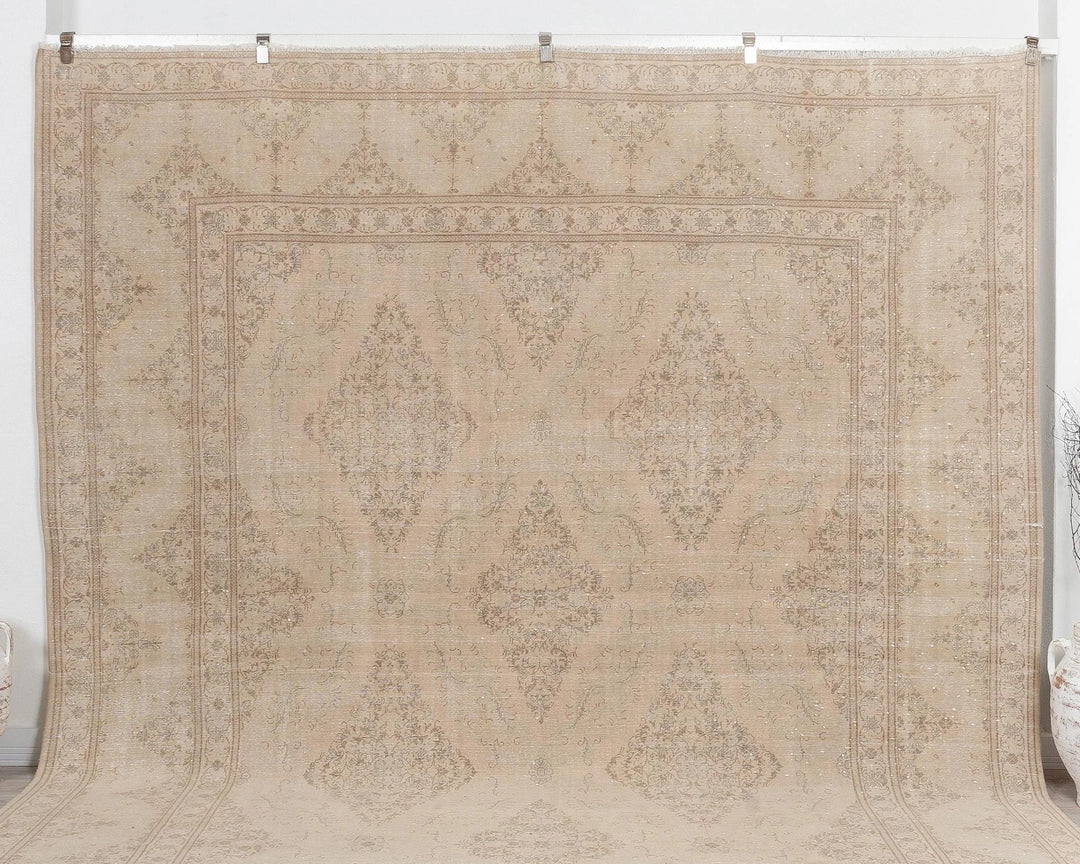 Beige Turkish Oushak Rug 10' x 13' Hand-Knotted | No. VR20077