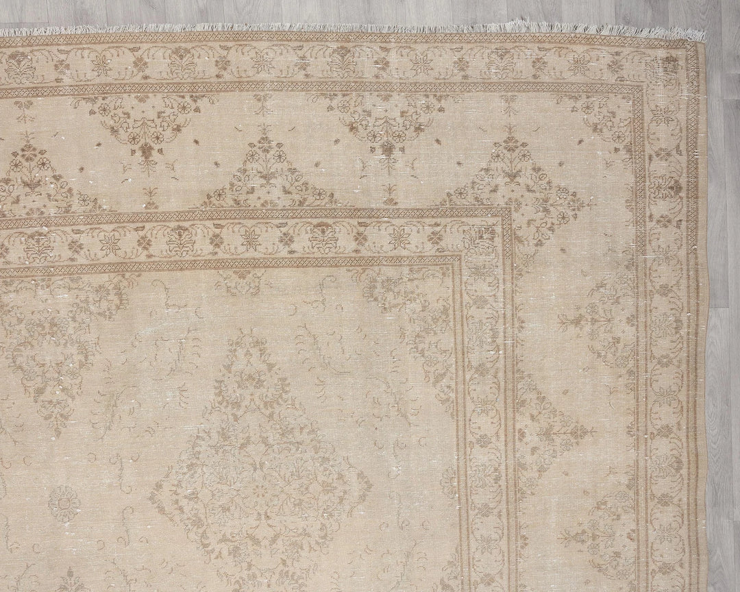 Beige Turkish Oushak Rug 10' x 13' Hand-Knotted | No. VR20077