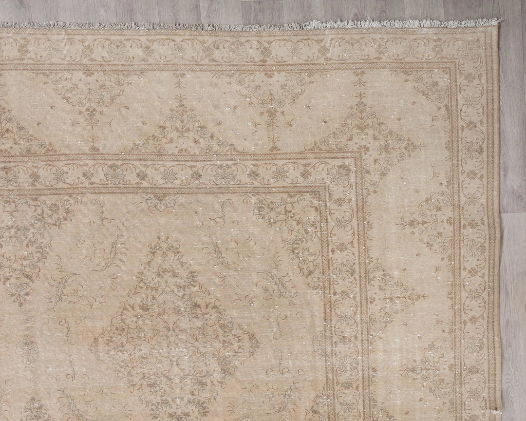 Beige Turkish Oushak Rug 10' x 13' Hand-Knotted | No. VR20077