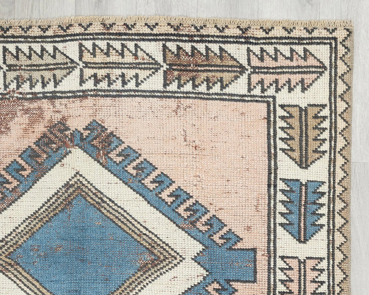 Oushak Rug 3' 7" x 5' 7" | No. VR20132