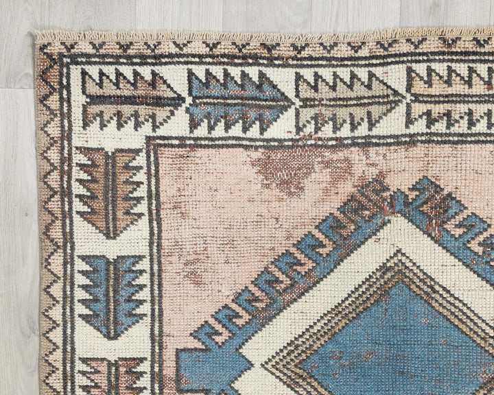 Oushak Rug 3' 7" x 5' 7" | No. VR20132