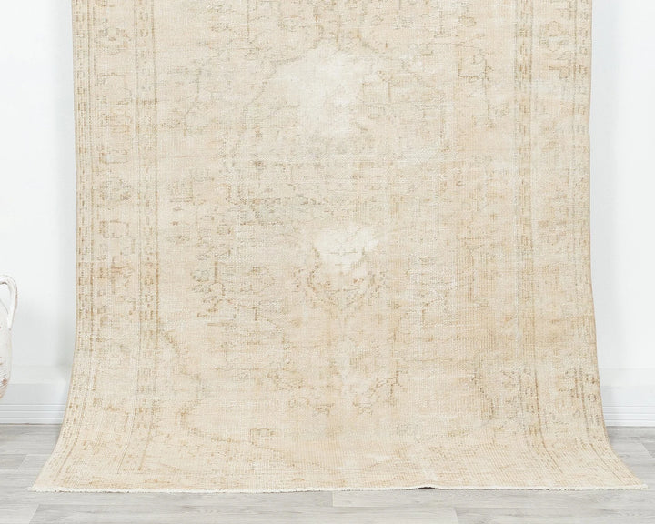 Beige Turkish Oushak Rug 4'11" x 8'1" Hand-Knotted | No. VR20163