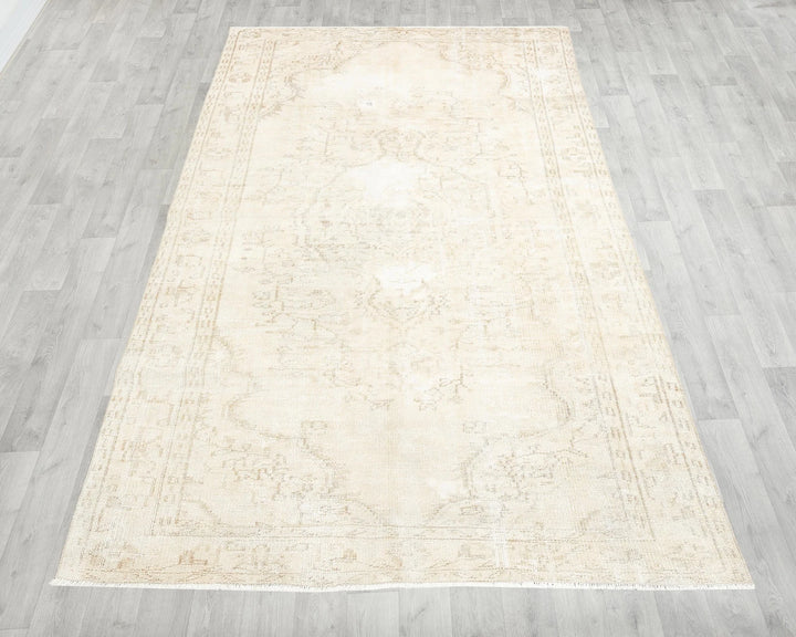 Beige Turkish Oushak Rug 4'11" x 8'1" Hand-Knotted | No. VR20163