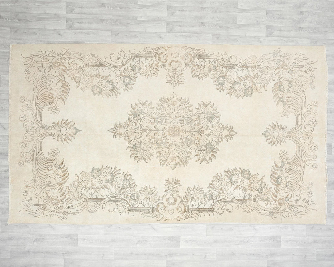 Ivory Turkish Oushak Rug 6' 2" x 10' 4" Hand-Knotted | No. VR20204