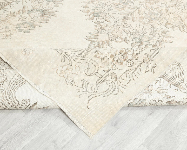 Ivory Turkish Oushak Rug 6' 2" x 10' 4" Hand-Knotted | No. VR20204
