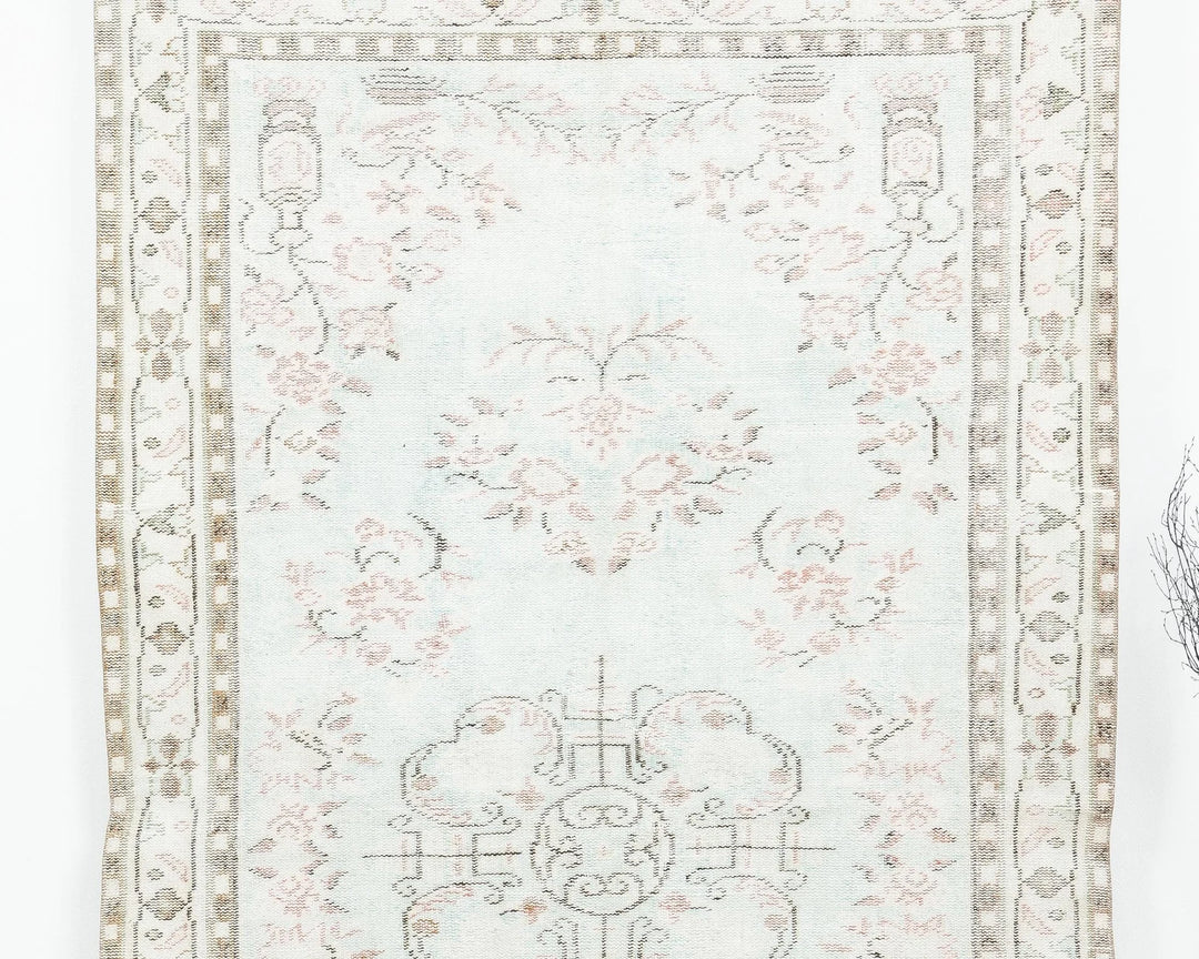 Multicolor Turkish Oushak Rug 5'6" x 9'7" Hand-Knotted | No. VR20294