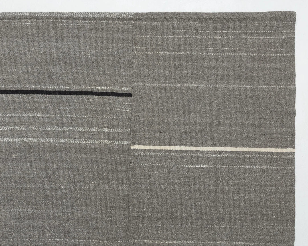 Gray Turkish Kilim Rug 9' 3" x 13' 5" Flat-Weave border