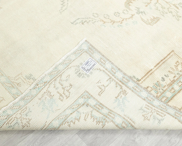Multicolor Turkish Oushak Rug 5' 11" x 9' 2" Hand-Knotted texture
