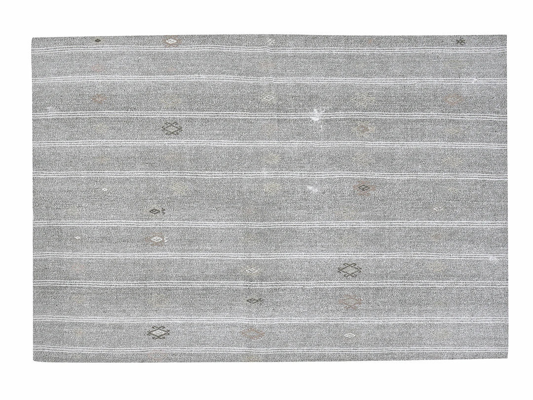 Gray Kilim Rug 5' 5" x 7' | No. VR20453