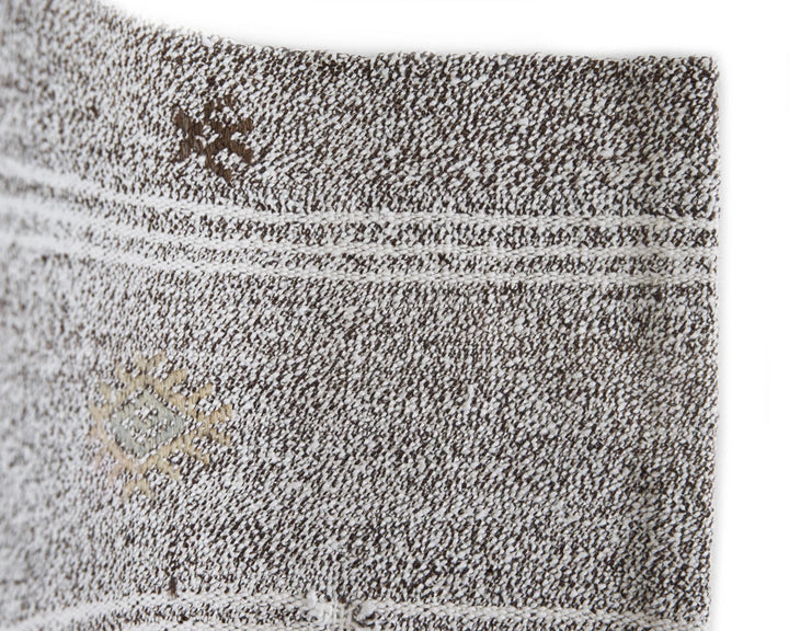Gray Kilim Rug 5' 5" x 7' | No. VR20453