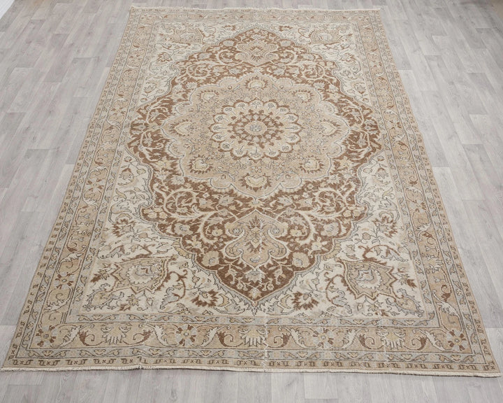 Multicolor Turkish Oushak Rug 6' 7" x 10' Hand-Knotted | No. VR20498