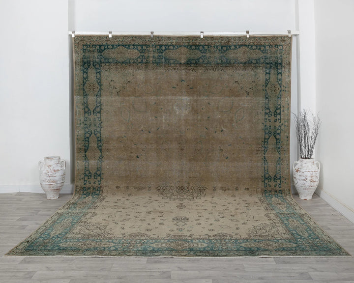 Beige Turkish Oushak Rug 9'2" x 12'8" Hand-Knotted