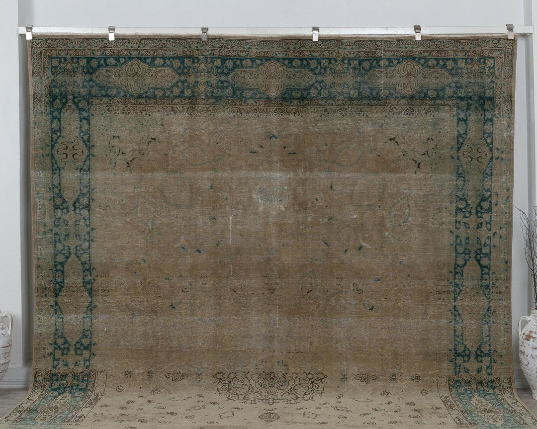 Beige Turkish Oushak Rug 9'2" x 12'8" Hand-Knotted view