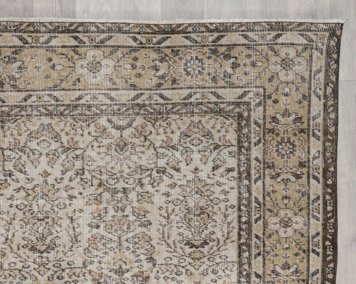 Beige Turkish Oushak Rug 6'11" x 9'8" Hand-Knotted | No. VR20701