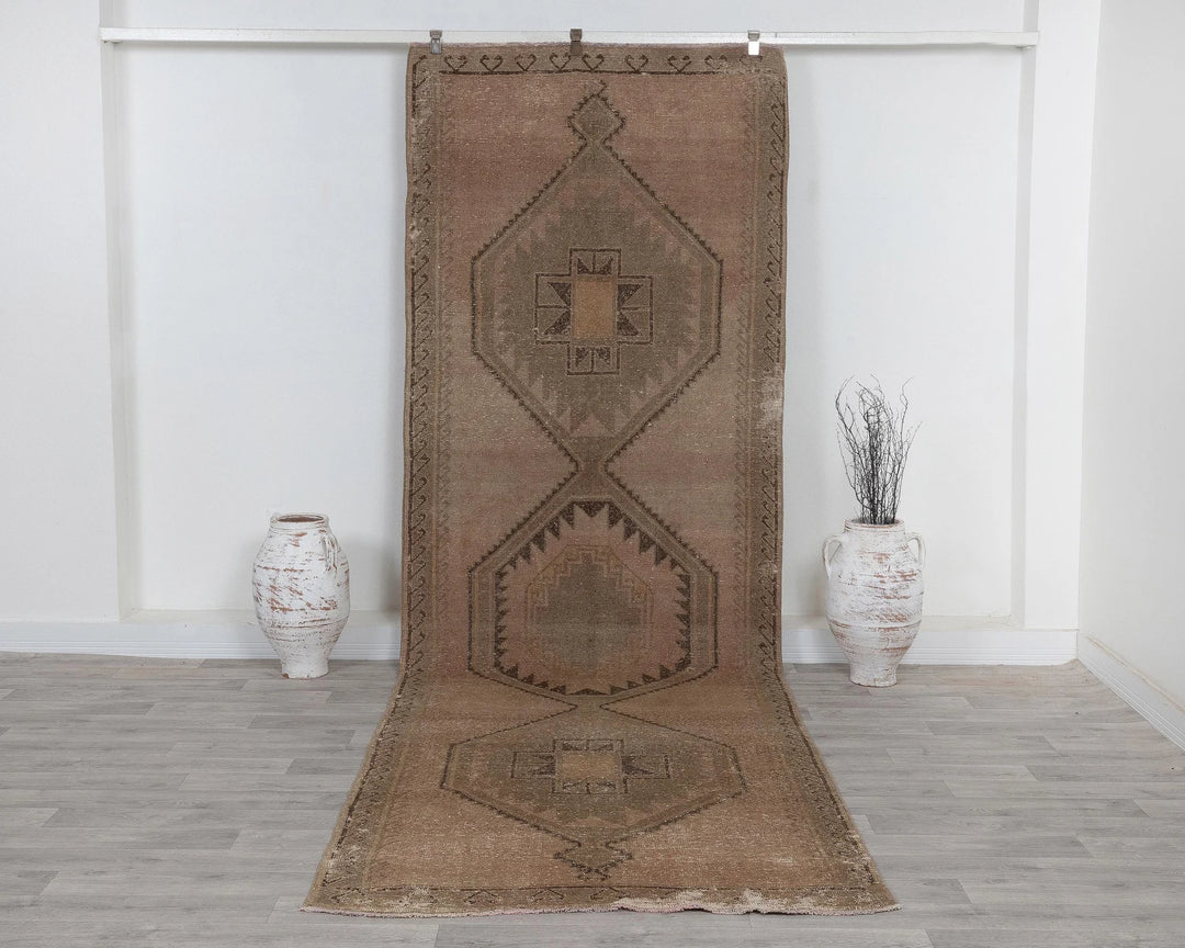 Beige Runner Rug 4' x 12' | No. VR20716