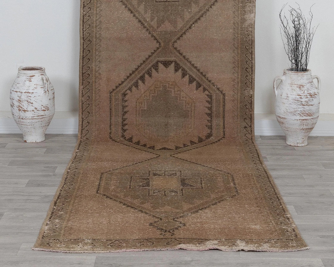 Beige Runner Rug 4' x 12' | No. VR20716