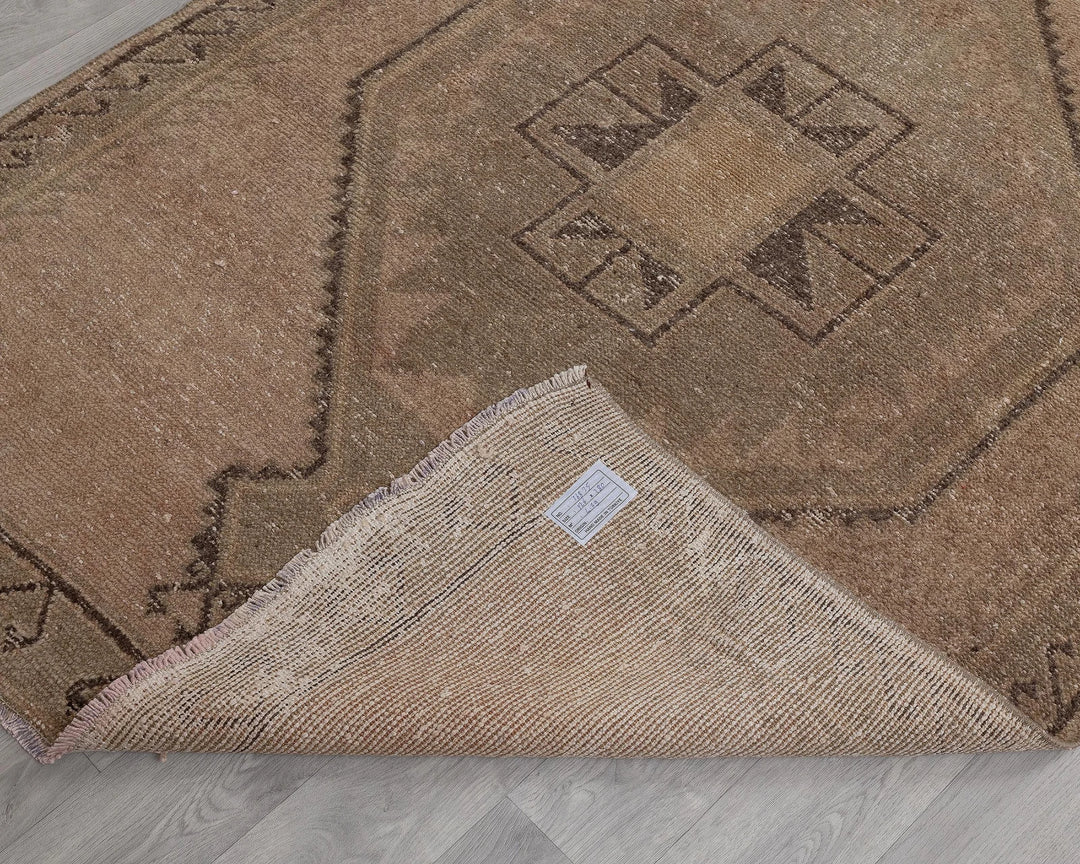 Beige Runner Rug 4' x 12' | No. VR20716