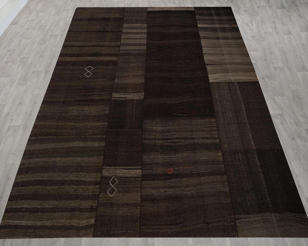Brown Kilim Rug 11' x 15' | No. VR20819