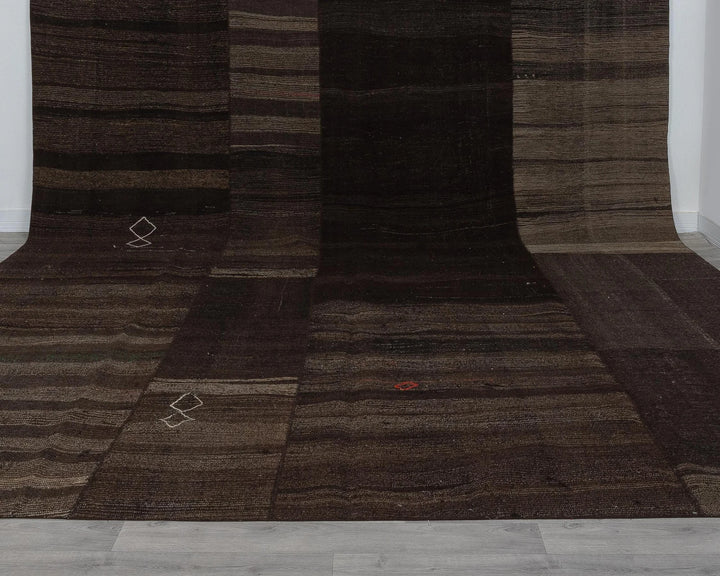 Brown Kilim Rug 11' x 15' | No. VR20819