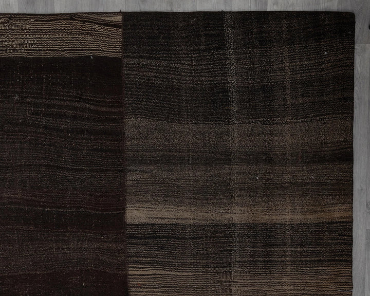 Brown Kilim Rug 11' x 15' | No. VR20819
