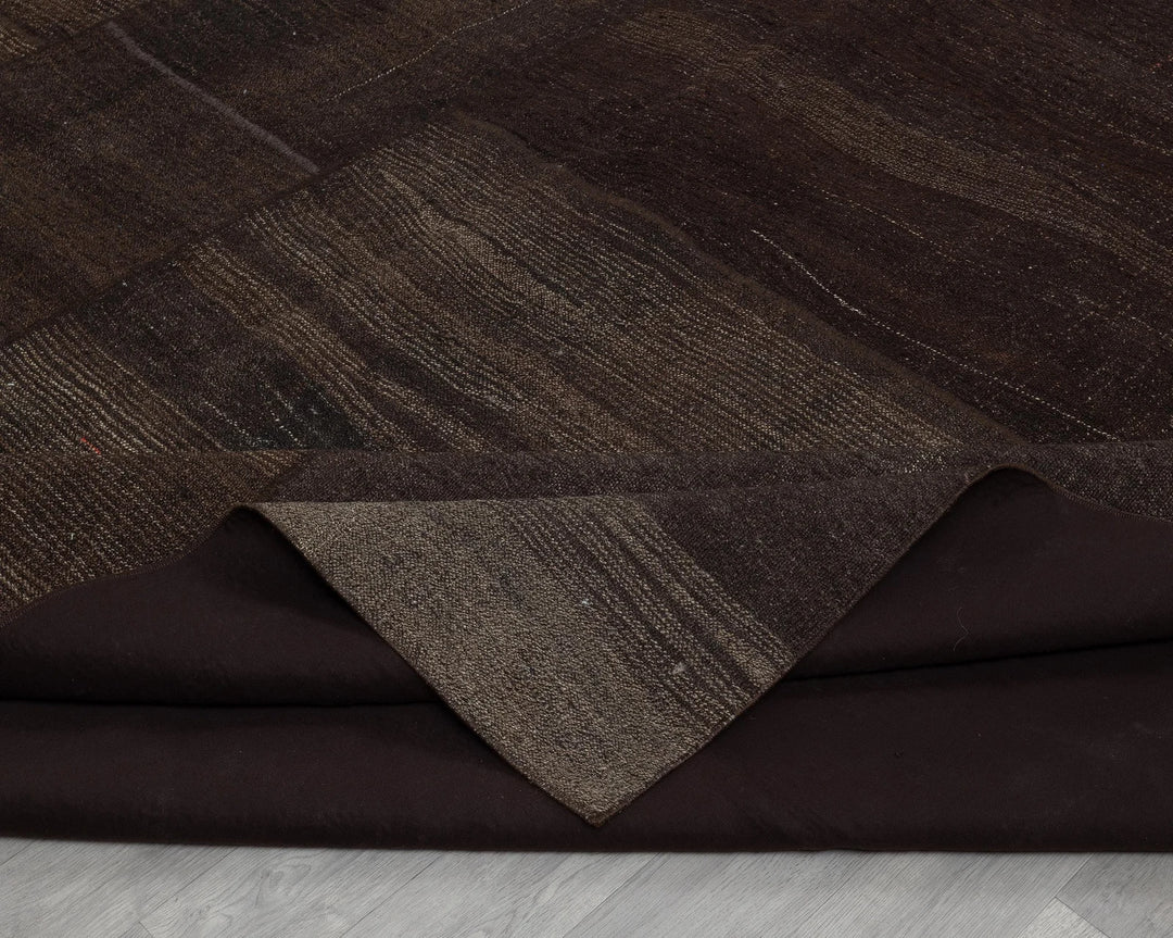 Brown Kilim Rug 11' x 15' | No. VR20819