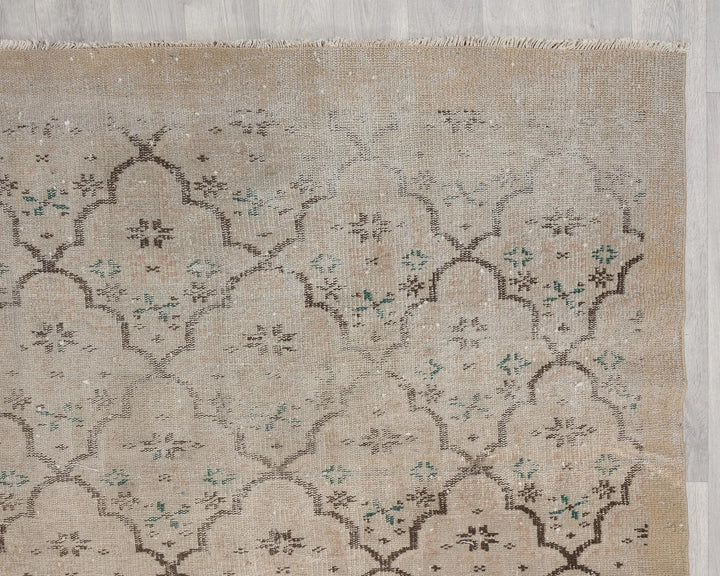 Vintage Turkish Rug 7' 1" x 9' 11" | No. VR20966