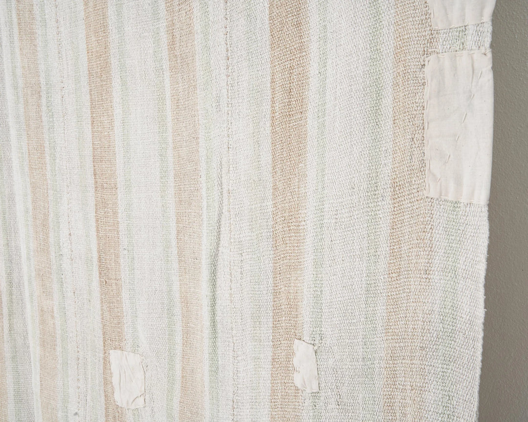 White Turkish Kilim Rug 5' 7" x 7' 1" Flat-Weave | No. VR20975