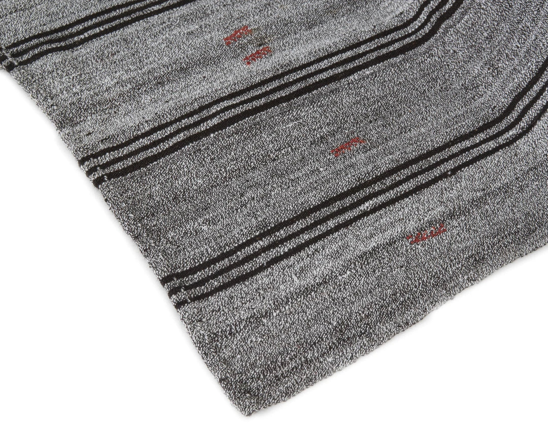 Gray Kilim Rug 5' 7" x 8' 6" | No. VR21279