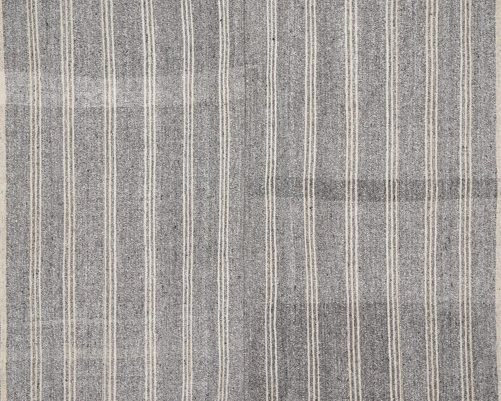 Gray Kilim Rug 6' 4" x 7' 11" | No. VR21320