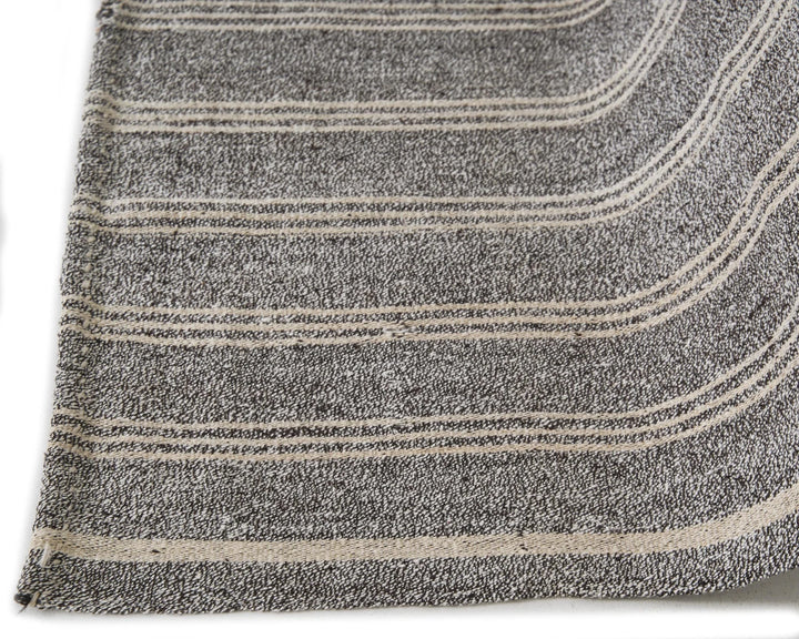 Gray Kilim Rug 6' 4" x 7' 11" | No. VR21320