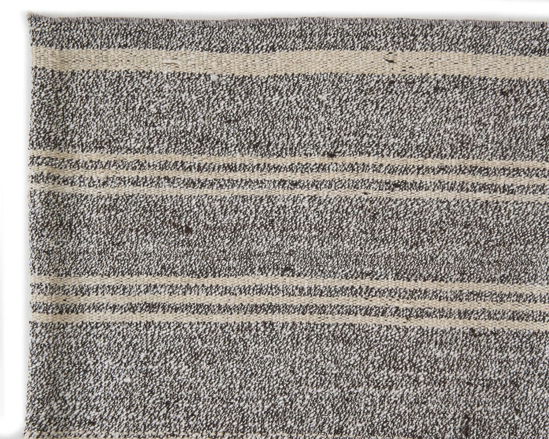 Gray Kilim Rug 6' 4" x 7' 11" | No. VR21320