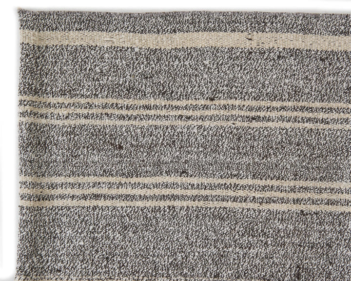 Gray Kilim Rug 6' 4" x 7' 11" | No. VR21320