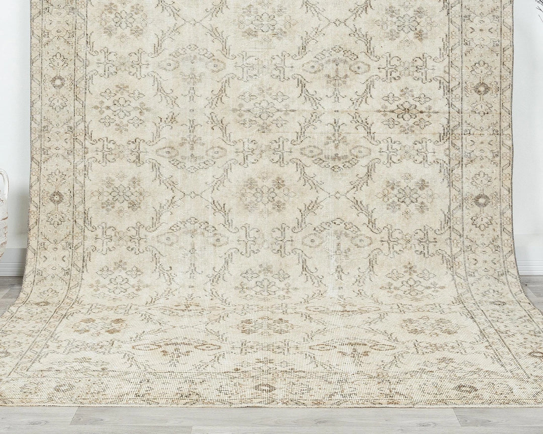Beige Turkish Oushak Rug 6'2" x 9'10" Hand-Knotted | No. VR21344