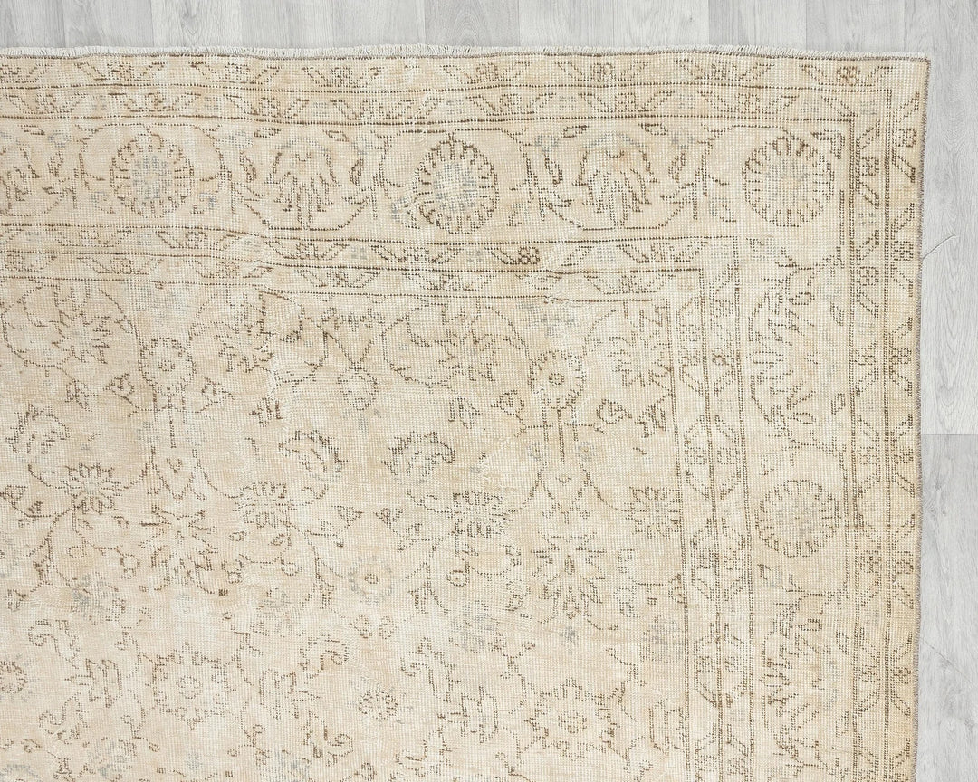 Beige Turkish Oushak Rug 6' 8" x 9' 11" Hand-Knotted | No. VR21598