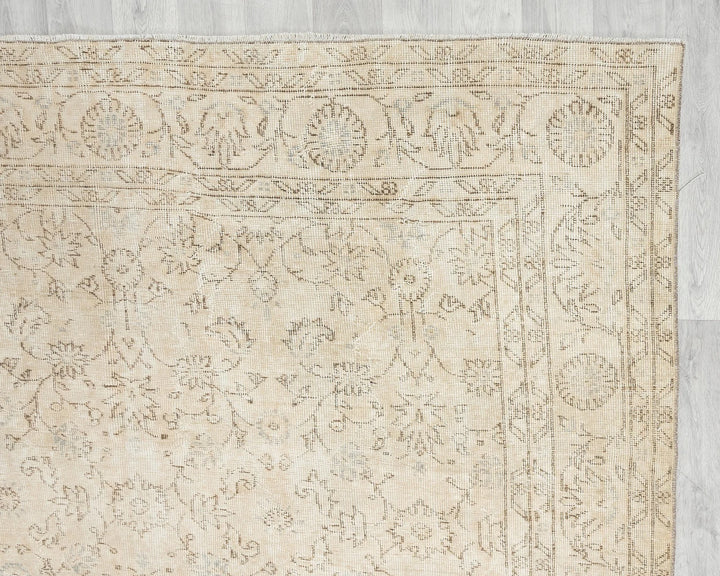 Beige Turkish Oushak Rug 6' 8" x 9' 11" Hand-Knotted | No. VR21598