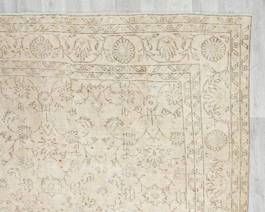 Beige Turkish Oushak Rug 6' 8" x 9' 11" Hand-Knotted | No. VR21598
