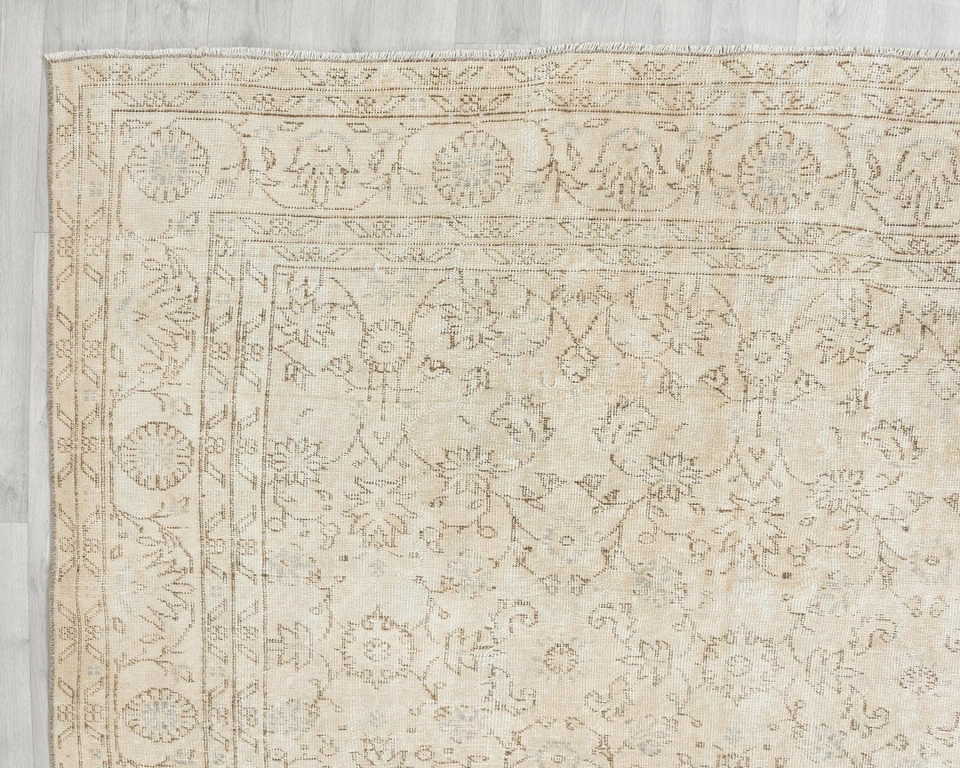 Beige Turkish Oushak Rug 6' 8" x 9' 11" Hand-Knotted | No. VR21598