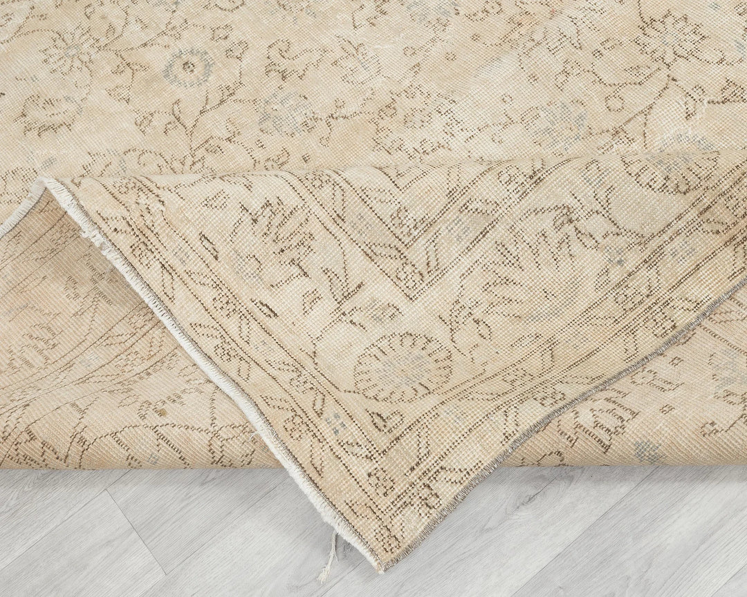 Beige Turkish Oushak Rug 6' 8" x 9' 11" Hand-Knotted | No. VR21598