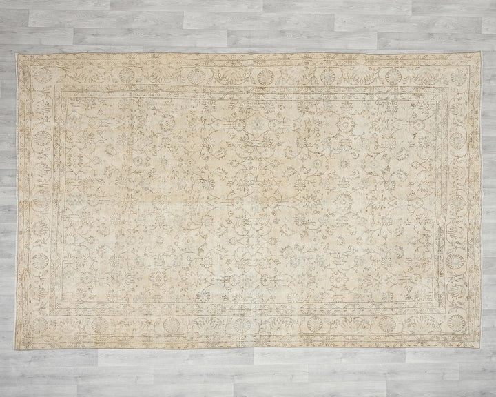 Beige Turkish Oushak Rug 6' 8" x 9' 11" Hand-Knotted | No. VR21598
