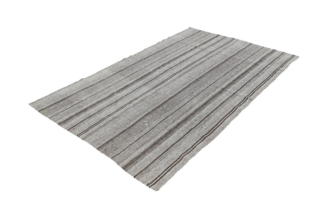 Gray Kilim Rug 4' 11" x 7' 9" | No. VR21669