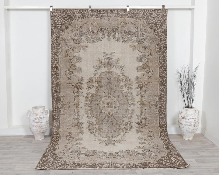 Beige Turkish Oushak Rug 6'3" x 10'2" Hand-Knotted | No. VR21693