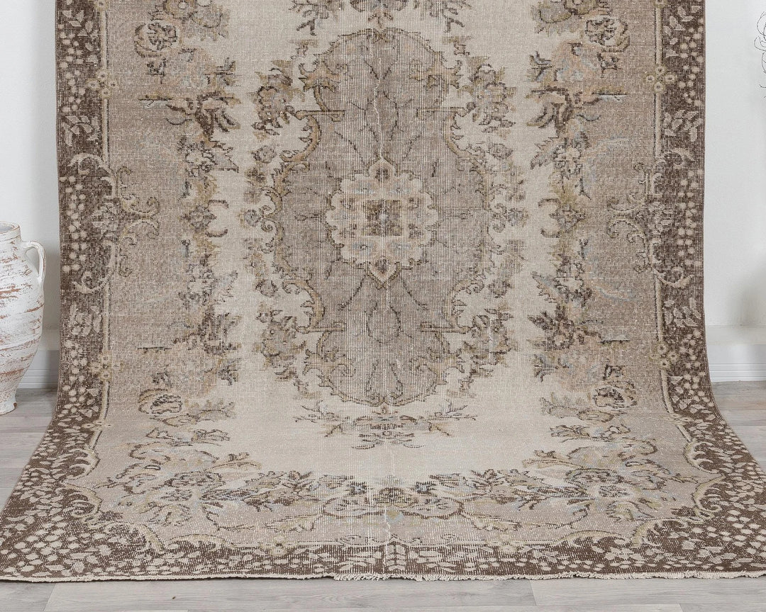 Beige Turkish Oushak Rug 6'3" x 10'2" Hand-Knotted | No. VR21693