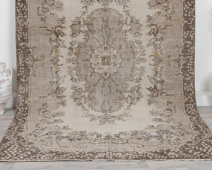 Beige Turkish Oushak Rug 6'3" x 10'2" Hand-Knotted | No. VR21693