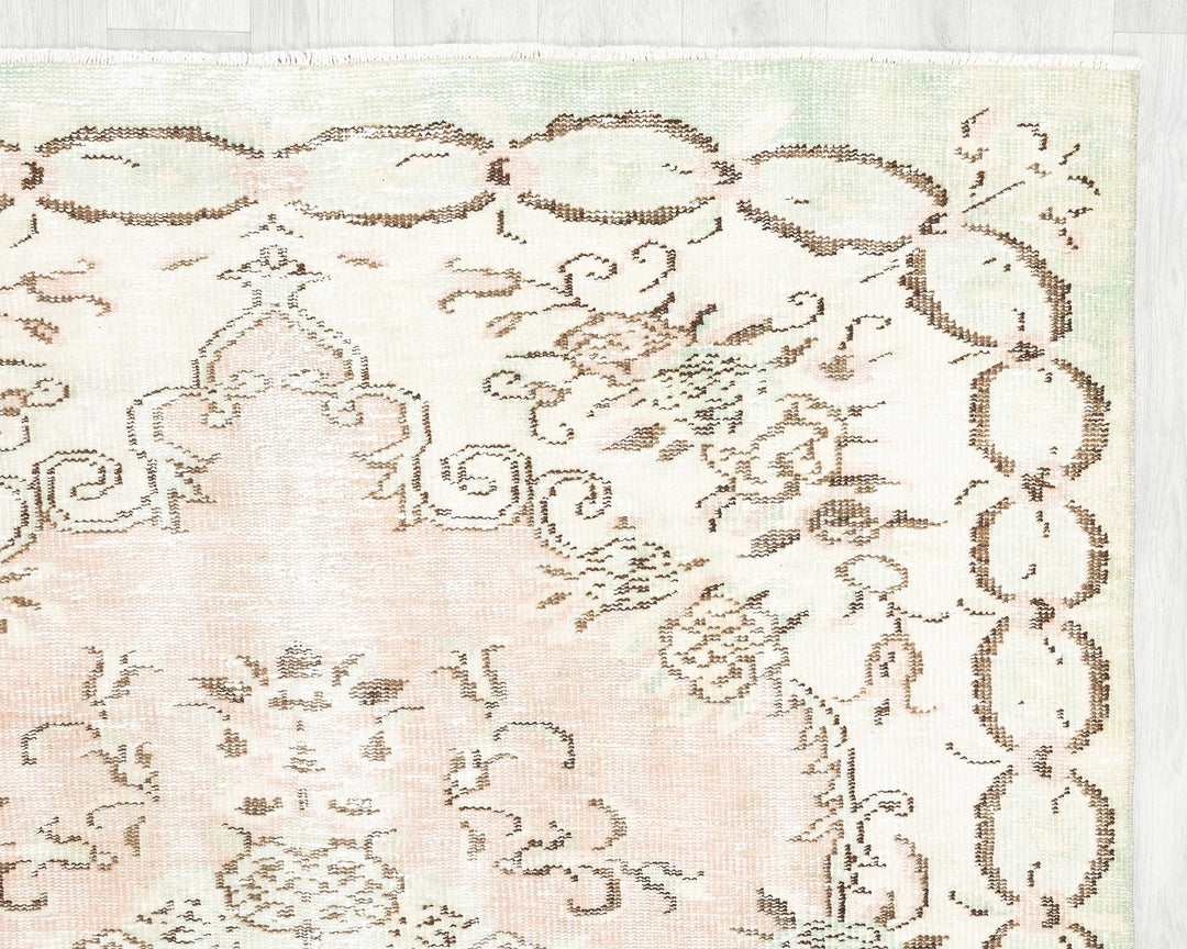 Multicolor Turkish Oushak Rug 8' x 5' 1" Hand-Knotted | No. VR21907