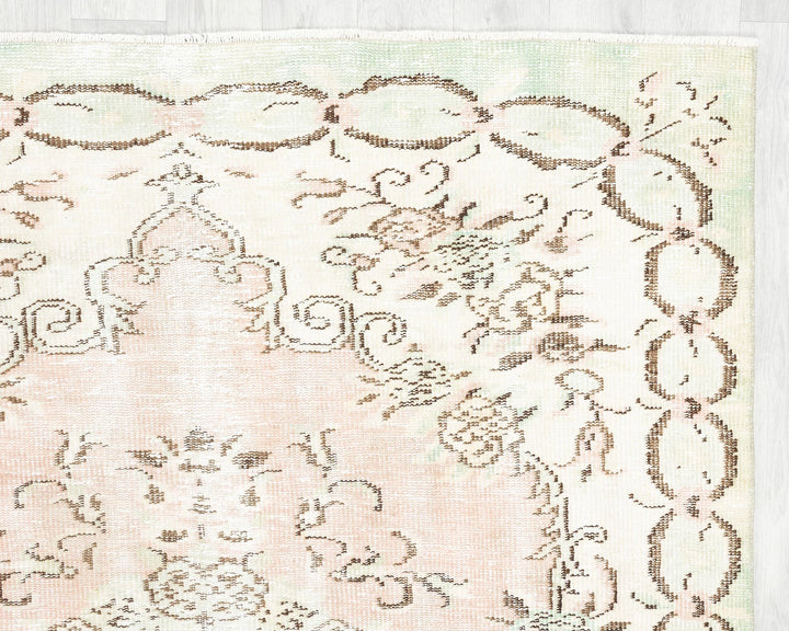 Multicolor Turkish Oushak Rug 8' x 5' 1" Hand-Knotted | No. VR21907