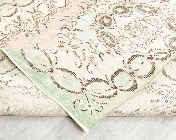 Multicolor Turkish Oushak Rug 8' x 5' 1" Hand-Knotted | No. VR21907