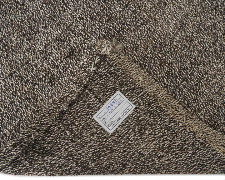 Kilim Rug 5' 8" x 9' 6" | No. VR21914