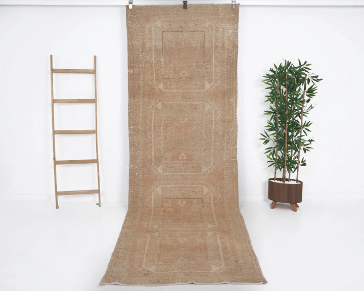 Beige Turkish Oushak Rug 3'5" x 10'11" Hand-Knotted | No. VR21921