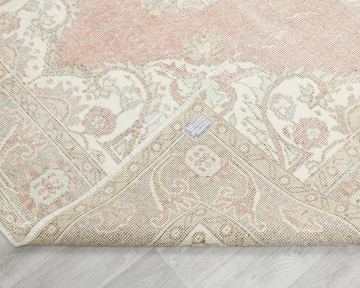 Multicolor Turkish Oushak Rug 6'1" x 10'7" Hand-Knotted texture
