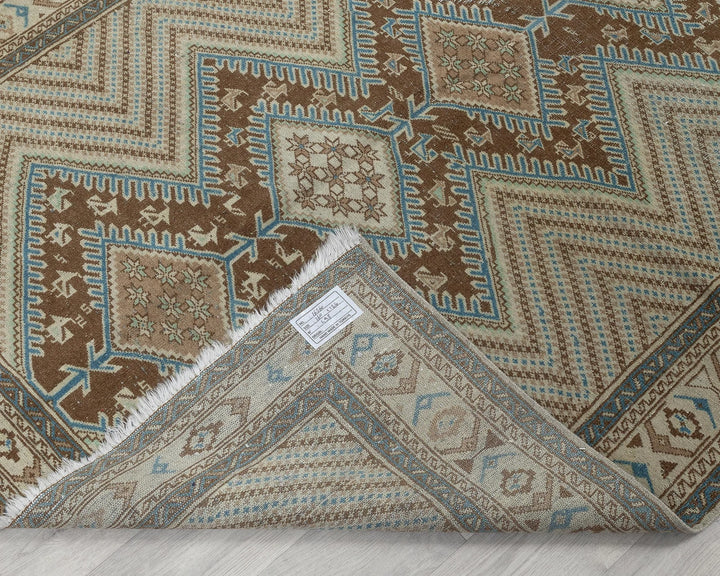 Beige Turkish Oushak Rug 4' 1" x 5' 3" Hand-Knotted texture